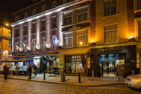 temple bar dublin hotels with parking